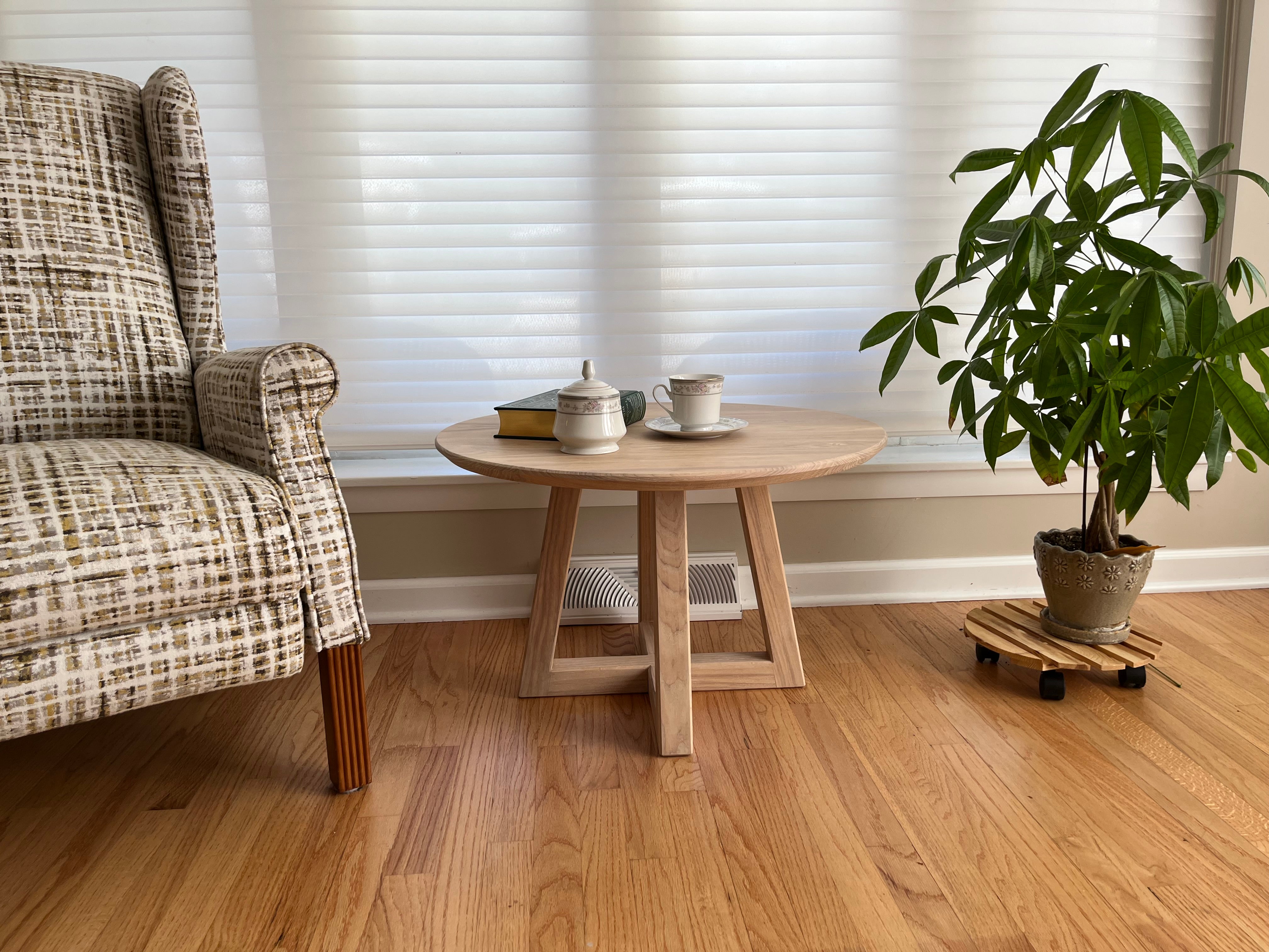 Modern Farmhouse Coffee Table - Round